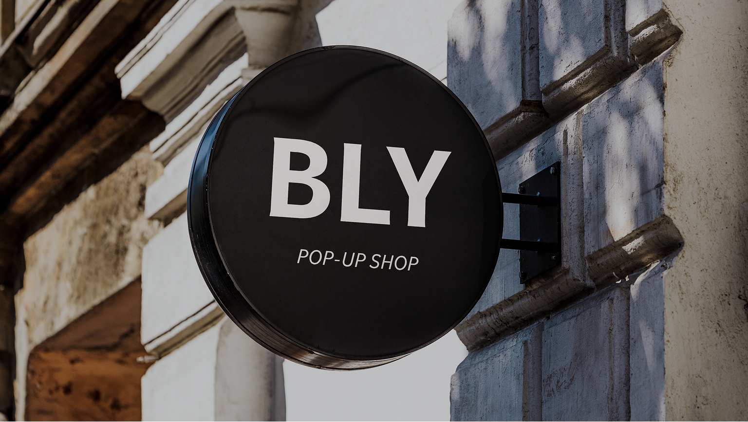 BLY pop-up shop application